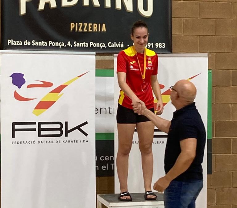 Carmen García Rodríguez, campeona en el II Mallorca Karate Clinic Pre–Mundial
