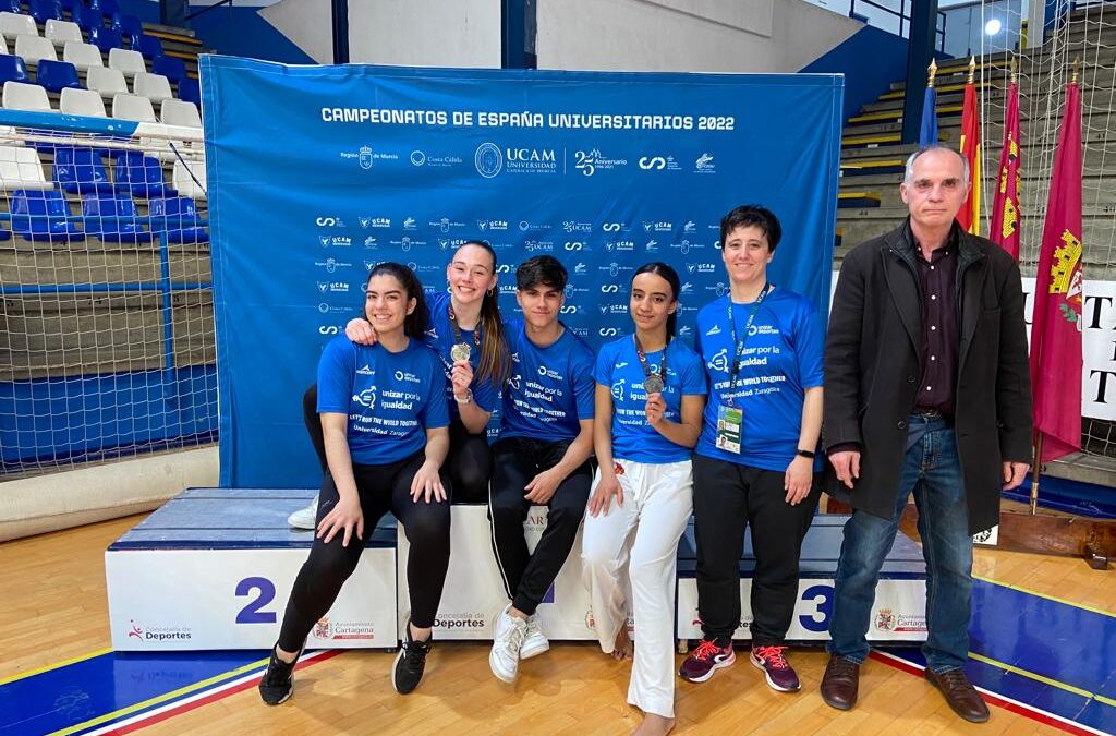 Lara Macía Giménez campeona del campeonato de España Universitario de Karate